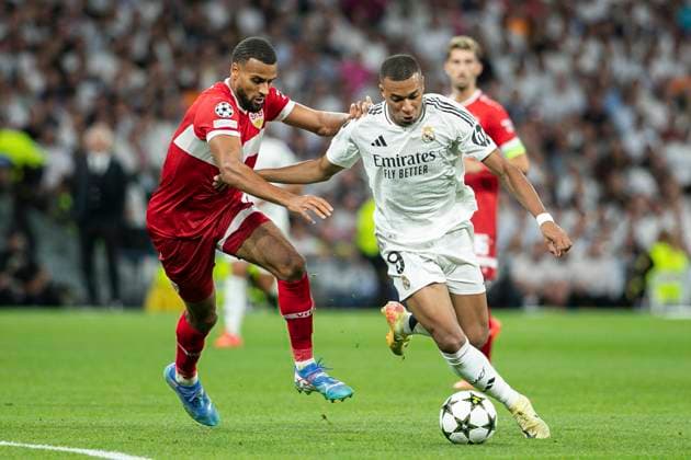 September 17, 2024, Madrid, Madrid, SPAIN: Josha Vagnoman of Stuttgart and Kylian Mbappe of Real Madrid in action during the UEFA Champions League 2024 25 League Phase MD1 match between Real Madrid CF and VfB Stuttgart at Estadio Santiago Bernabeu on September 17, 2024 in Madrid, Spain. Madrid SPAIN - ZUMAa181 20240917_zaa_a181_123 Copyright: xIrinaxR.xHipolitox