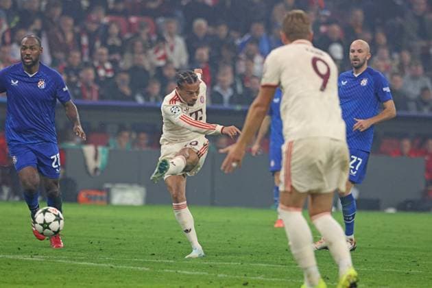 10 Leroy Sane FCB scores the goal to make it 8 2 Football FC Bayern Munich GNK Dinamo Zagreb UEFA Champions League Allianz Arena 17 09 2024 PHOTO Mladen Lackovic LakoPress