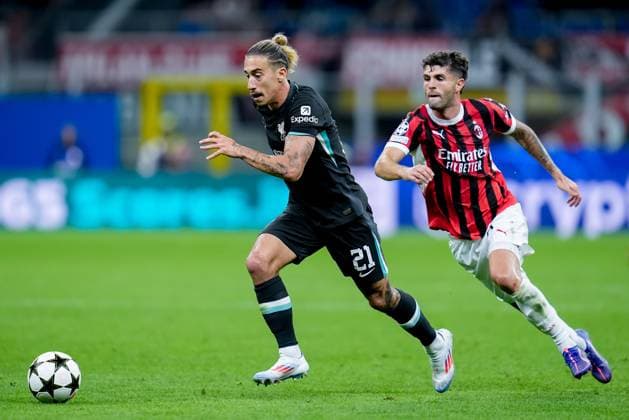 AC Milan v Liverpool FC - UEFA Champions League 2024 25 Kostas Tsimikas of Liverpool FC during the UEFA Champions League 2024 25 League Phase MD1 match between AC Milan and Liverpool FC at Stadio San Siro on September 17, 2024 in Milan, Italy. Milan Stadio Giuseppe Meazza Florence Italy Copyright: xGiuseppexMaffiax UCL_Milan-Liverpool_170924_BRU3940