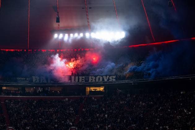 Ultras fans of the group Bad Blue Boys use pyrotechnics in the guest block, GER, FC Bayern Muenchen vs GNK Dinamo Zagreb, Football, Champions League, Matchday 1, Season 2024 2025, 17 09 2024 GER, FC Bayern Muenchen vs GNK Dinamo Zagreb, Football, Champions League, Matchday 1, Season 2024 2025, 17 09 2024 Muenchen Copyright: xEibner-Pressefoto Memmlerx EP_MMR