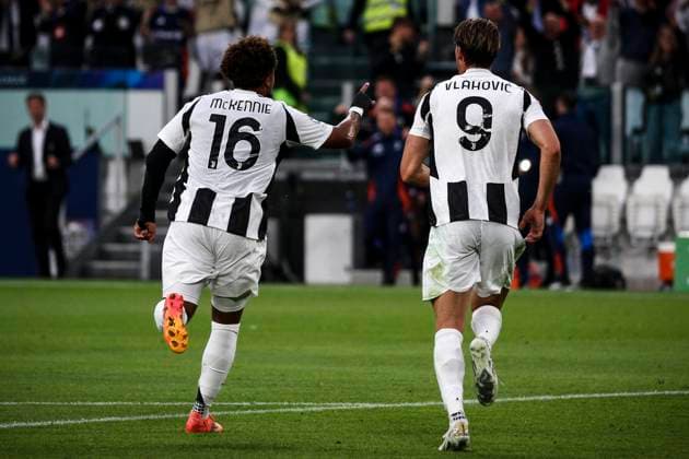 Juventus v PSV Eindhoven - UEFA Champions League 2024 25 League Phase MD1 Juventus midfielder Weston McKennie (16) celebrates after scoring his goal to make it 2-0 during the UEFA Champions League league phase football match number 1 between Juventus and PSV in Turin, Italy, on September 17, 2024, at the Allianz Stadium. Turin Piedmont Italy  Copyright: xMatteoxBottanellix originalFilename:bottanelli-juventus240917_npPIT.jpg