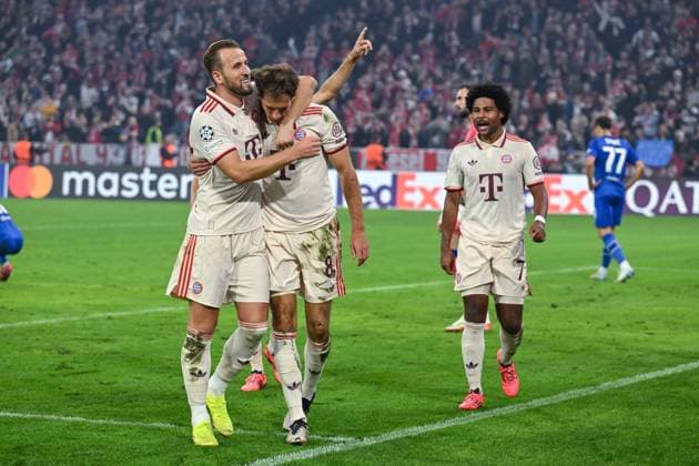 17 09 2024, Football, Champions League, Matchday 1, Season 2024 2025, FC Bayern Munich Dinamo Zagreb, Leon Goretzka FC Bayern Munich scores the goal to make it 9 2 and celebrates with Harry Kane FC Bayern Munich l and Serge Gnabry FC Bayern Munich r xRHR PHOTO TKx Copyright: RHR-FOTOx RHR-FOTO TK