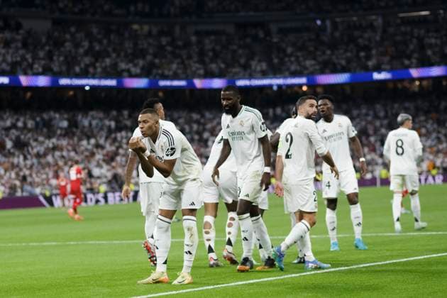 MADRID, SPAIN - SEPTEMBER 17: Kylian Mbappe of Real Madrid celebrates a goal during the UEFA CHAMPIONS LEAGUE 2024 25 match between Real Madrid and VfB Stuttgart at Santiago Bernabeu Stadium. PLEASExDONTxSENDxTOxIMAGOx!!  (266904827)