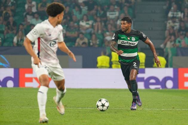 September 17, 2024, Lisbon, Portugal: Tiago Santos of Lille OSC (L) and Matheus Reis of Sporting CP (R) in action during the UEFA Champions League phase first match between Sporting CP and Lillie OSC at Estadio Jose Alvalade. Final score: Sporting CP 2:0 Lille OSC Lisbon Portugal - ZUMAs197 20240917_aaa_s197_366 Copyright: xBrunoxdexCarvalhox