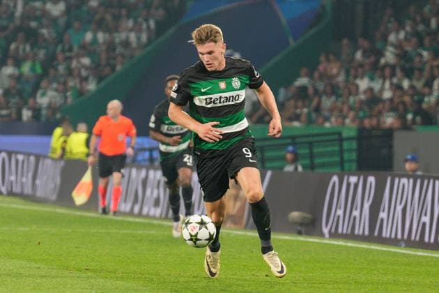 September 17, 2024, Lisbon, Portugal: Viktor Gyokeres of Sporting CP in action during the UEFA Champions League phase first match between Sporting CP and Lillie OSC at Estadio Jose Alvalade. Final score: Sporting CP 2:0 Lille OSC Lisbon Portugal - ZUMAs197 20240917_aaa_s197_387 Copyright: xBrunoxdexCarvalhox
