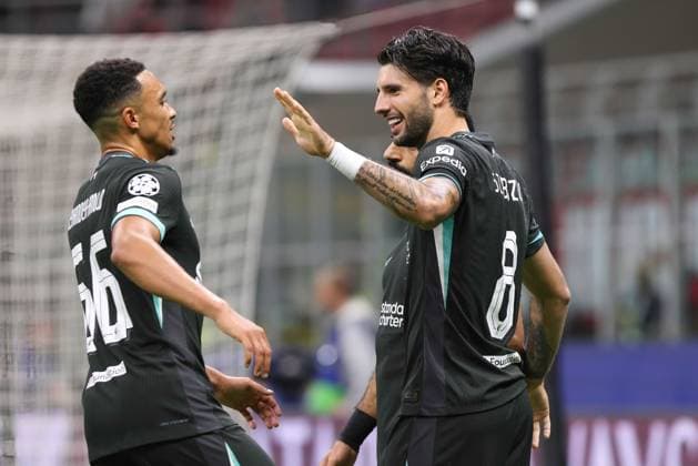 Uefa Champions League: AC Milan vs Liverpool FC Italy, Milan, 2024-09-17: Dominik Szoboszlai (Liverpool) scores and celebrates the 3-1 goal at 67 during soccer game AC Milan vs Liverpool FC, UCL 2024-2025, League phase matchday 1, San Siro Stadium Milan Lombardy Italy Copyright: xFabrizioxAndreaxBertanix