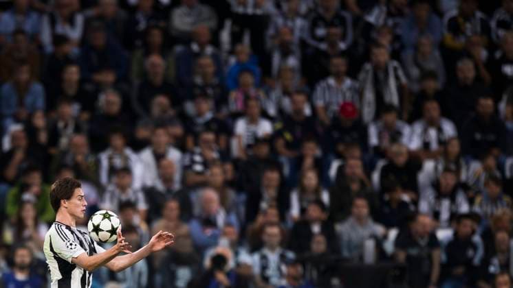 Juventus FC v PSV Eindhoven - UEFA Champions League Kenan Yildiz of Juventus FC controls the ball during the UEFA Champions League football match between Juventus FC and PSV Eindhoven. Turin Italy Copyright: xNicolòxCampox