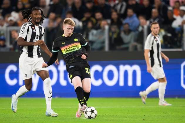 Juventus FC v PSV Eindhoven - UEFA Champions League Jerdy Schouten of PSV Eindhoven is challenged by Khephren Thuram of Juventus FC during the UEFA Champions League football match between Juventus FC and PSV Eindhoven. Turin Italy Copyright: xNicolòxCampox