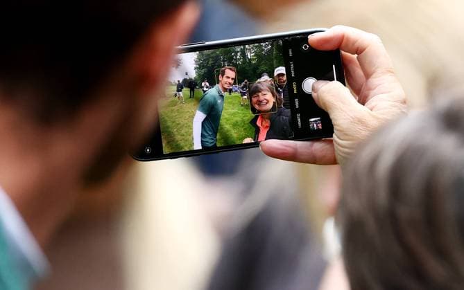 Former Tennis player Andy Murray poses for photos. BMW PGA, Golf Herren Championship, Celebrity Pro-Am, Golf, Wentworth, Surrey, UK - 18 Sep 2024  Copyright: xJamesxMarsh Shutterstockx 14726391b
