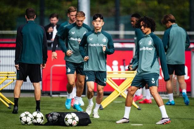 Champions League 2024-2025: training of Feyenoord Rotterdam - Hwang In-beom of Feyenoord during the training of Feyenoord in preparation of the Champions League duel against Bayer 04 Leverkussen at Trainingscomplex 1908 on 18 September 2024 in Rotterdam, The Netherlands. Copyright: xYannickxVerhoevenx
