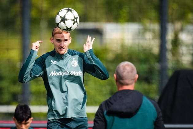 Champions League 2024-2025: training of Feyenoord Rotterdam - Thomas Beelen of Feyenoord during the training of Feyenoord in preparation of the Champions League duel against Bayer 04 Leverkussen at Trainingscomplex 1908 on 18 September 2024 in Rotterdam, The Netherlands. Copyright: xYannickxVerhoevenx