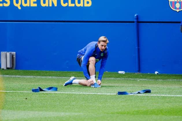 September 18, 2024, Sant Joan Despi, Barcelona, SPAIN: Frenkie de Jong of FC Barcelona, Barca gestures during the training sessions ahead UEFA Champions League, football match against AC Monaco at Ciudad Esportiva Joan Gamper on September 18, 2024 in Sant Joan Despi, Barcelona, Spain. Sant Joan Despi SPAIN - ZUMAa181 20240918_zaa_a181_093 Copyright: xJavierxBorregox
