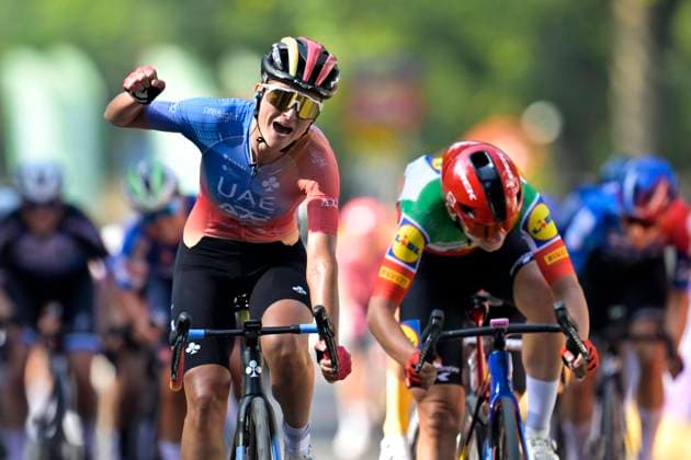 Bilder des Jahres 2024, Sport 09 September Sport Themen der Woche KW38 Sport Bilder des Tages Saint-Feuillien Grand Prix de Wallonie Women 2024 NAMUR, BELGIUM - SEPTEMBER 18 : SWINKELS Karlijn (NLD) of UAE Team ADQ during the Saint-Feuillien Grand Prix de Wallonie Women UCI 1.1 Pro cycling race with start in Blegny and finish in Namur on September 18, 2024 in Namur, Belgium, 18 09 2024 Namur Belgium  Copyright: xSesx