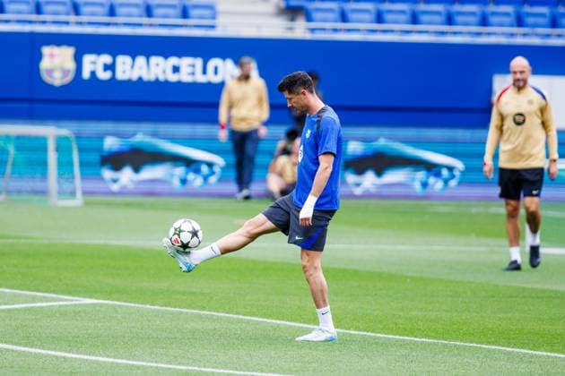 September 18, 2024, Sant Joan Despi, Barcelona, SPAIN: Robert Lewandowski of FC Barcelona, Barca in action during the training sessions ahead UEFA Champions League, football match against AC Monaco at Ciudad Esportiva Joan Gamper on September 18, 2024 in Sant Joan Despi, Barcelona, Spain. Sant Joan Despi SPAIN - ZUMAa181 20240918_zaa_a181_096 Copyright: xJavierxBorregox