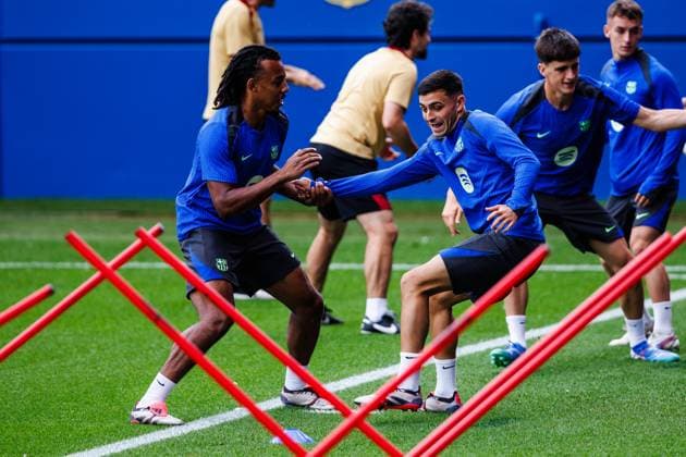 September 18, 2024, Sant Joan Despi, Barcelona, SPAIN: Pedro Gonzalez Pedri and Jule Kounde of FC Barcelona, Barca in action during the training sessions ahead UEFA Champions League, football match against AC Monaco at Ciudad Esportiva Joan Gamper on September 18, 2024 in Sant Joan Despi, Barcelona, Spain. Sant Joan Despi SPAIN - ZUMAa181 20240918_zaa_a181_104 Copyright: xJavierxBorregox