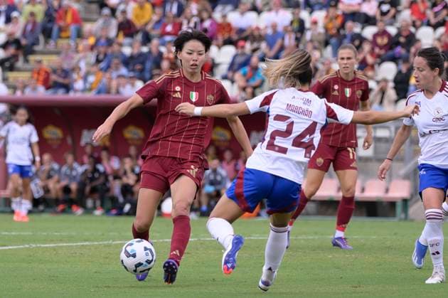 AS Roma s Saki Kumagai and Servette s Joana Marchao during the UEFA Women& x2019;s Champions League 2024 2025 Round 2 between AS Roma vs Servette at the Tre Fontane stadium Rome on 18 September 2024. - Soccer.  Copyright: xFabrizioxCorradetti LaPressex