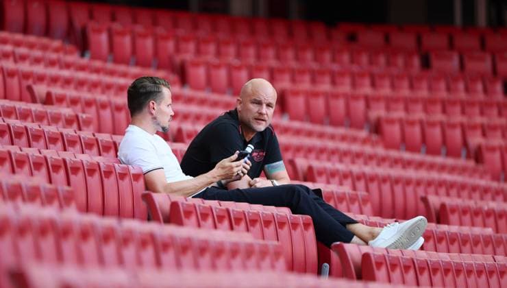 Atletico Madrid RB Leipzig CL MD 1 Madrid, 18 09 2024, Estadio Wanda Metropolitano, Fußball , UEFA Champions League, 1 Spieltag, Atletico Madrid vs RB Leipzig , Matchday 1, Abschlusstraining RB Leipzig , Im Bild v l Sebastian Schuppan und Rouven Schröder Schroeder RBL Sportdirektor , Only editorial use , UEFA regulations prohibit any use of photographs as image sequences and or quasi video , Picture Point