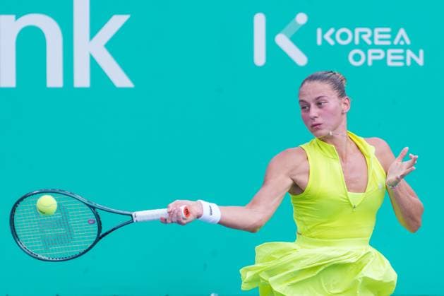 2024 WTA, Tennis Damen tennis Hana Bank Korea Open SEOUL, SOUTH KOREA, SEP 18: Marta Kostyuk (UKRAINE) during WTA Tour tennis Hana Bank Korea Open Singles Round of 16 at the seoul olympic park tennis center in Seoul, South Korea, on September 18, 2024. Seoul the Seoul Olympic Park Tennis Ce South Korea 8111_280322 Copyright: xStevexChoxKyewoong PentaxPressx