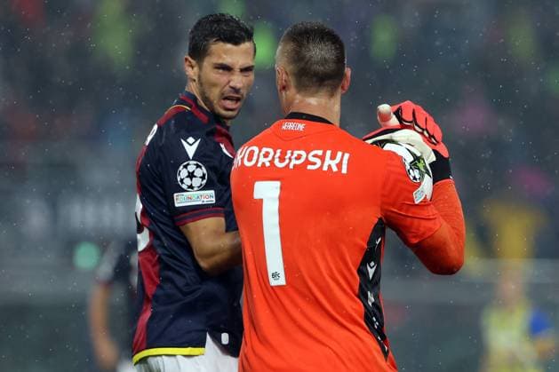 Bologna, Italy 18.09.2024 : Lukasz Skorupski of Bologna saves the goal during UEFA Champions League 2024-2025, day 1, football match Bologna FC 1909 - Shakhtar Donetsk at Renato Dall Ara stadium in Bologna on September 2024.  Copyright: xMarcoxIacobucci IPAxSportx xipa-x xx IPA_49798300 IPA_Agency_IPA49798300