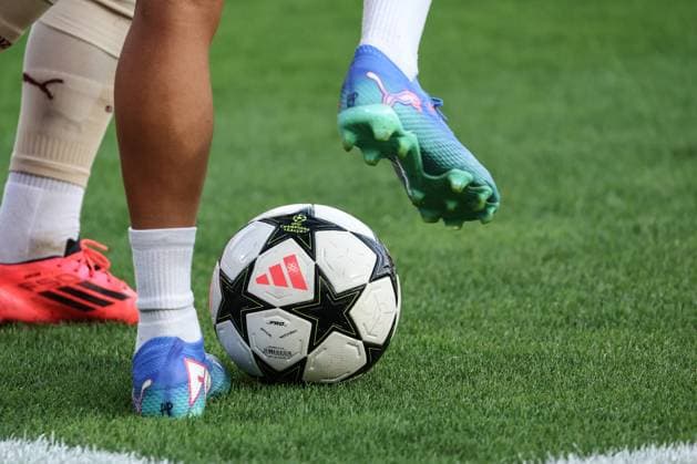 SOCCER - UEFA CL, Prag vs RBS PRAGUE,CZECH REPUBLIC,18.SEP.24 - SOCCER - UEFA Champions League, AC Sparta Prag vs Red Bull Salzburg. Image shows a feature of the matchball.  GEPAxpictures xDavidxGeieregger
