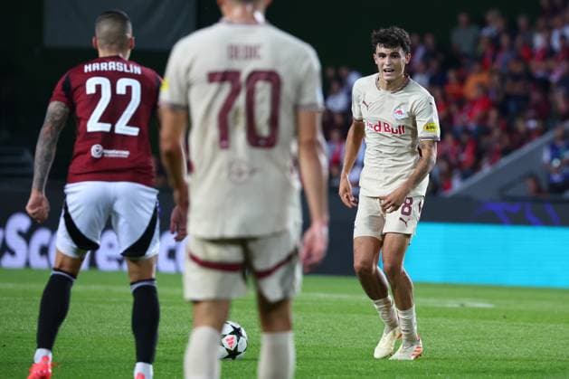 SOCCER - UEFA CL, Prag vs RBS PRAGUE,CZECH REPUBLIC,18.SEP.24 - SOCCER - UEFA Champions League, AC Sparta Prag vs Red Bull Salzburg. Image shows Stefan Bajcetic (RBS).  GEPAxpictures xDavidxGeieregger