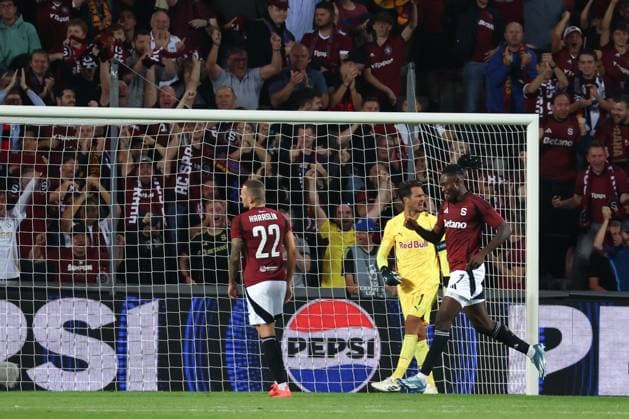 SOCCER - UEFA CL, Prag vs RBS PRAGUE,CZECH REPUBLIC,18.SEP.24 - SOCCER - UEFA Champions League, AC Sparta Prag vs Red Bull Salzburg. Image shows the rejoicing of scorer Victor Olatunji (Sparta).  GEPAxpictures xDavidxGeieregger