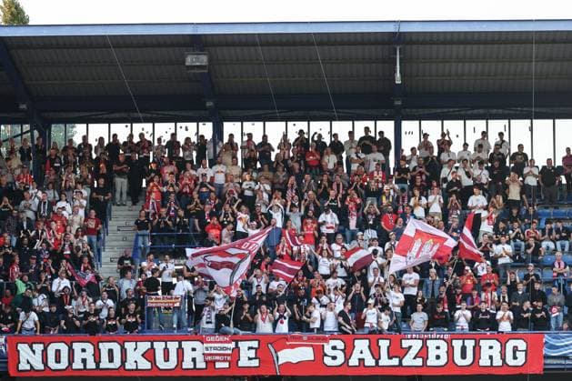 SOCCER - UEFA CL, Prag vs RBS PRAGUE,CZECH REPUBLIC,18.SEP.24 - SOCCER - UEFA Champions League, AC Sparta Prag vs Red Bull Salzburg. Image shows supporters of Salzburg.  GEPAxpictures xDavidxGeieregger
