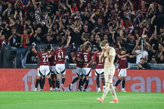 SOCCER - UEFA CL, Prag vs RBS PRAGUE,CZECH REPUBLIC,18.SEP.24 - SOCCER - UEFA Champions League, AC Sparta Prag vs Red Bull Salzburg. Image shows the rejoicing of scorer Qazim Laci (Sparta) with his teammates.  GEPAxpictures xDavidxGeieregger