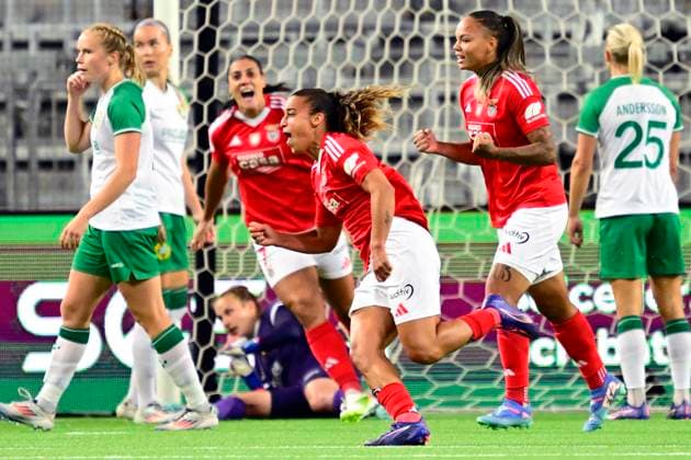 STOCKHOLM, SWEDEN 20240918 Benfica s 8 Andreia Norton celebrates after her goal 1 2 during Wednesday s football match, qualifying for the Chamions League, between Hammarby IF and Benfica at Tele2 Arena Stockholm, Sweden September 18, 2024 STOCKHOLM SWEDEN x10030x  Copyright: xJonasxEkströmer TTx CHAMPIONS LEAGUE QUALIFIER HAMMARBY-BENFICA