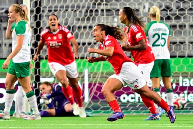 STOCKHOLM, SWEDEN 20240918 Benfica s 8 Andreia Norton celebrates after her goal 1 2 during Wednesday s football match, qualifying for the Chamions League, between Hammarby IF and Benfica at Tele2 Arena Stockholm, Sweden September 18, 2024 STOCKHOLM SWEDEN x10030x  Copyright: xJonasxEkströmer TTx CHAMPIONS LEAGUE QUALIFIER HAMMARBY-BENFICA