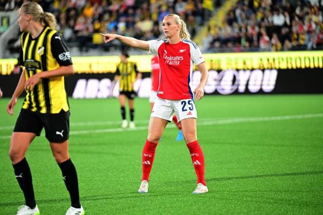 GÖTEBORG, SWEDEN 20240918 Arsenal Stina Blackstenius during Wednesdays Champions League qualifier between BK Häcken and Arsenal WFC at Bravida Arena GÖTEBORG SWEDEN x9200x  Copyright: xBjörnxLarssonxRosvall TTx CHAMPIONS LEAGUE HÄCKEN-ARSELNAL