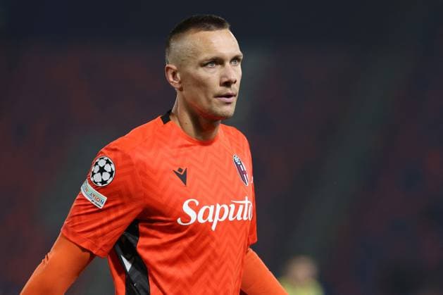 CALCIO - UEFA Champions League - Bologna FC vs FC Shakhtar Donetsk Bologna, Italy 18.09.2024 : Lukasz Skorupski of Bologna during UEFA Champions League 2024-2025, day 1, football match Bologna FC 1909 - Shakhtar Donetsk at Renato Dall Ara stadium in Bologna on September 2024. Bologna Italy  Copyright: xIPAxSport ABACAx