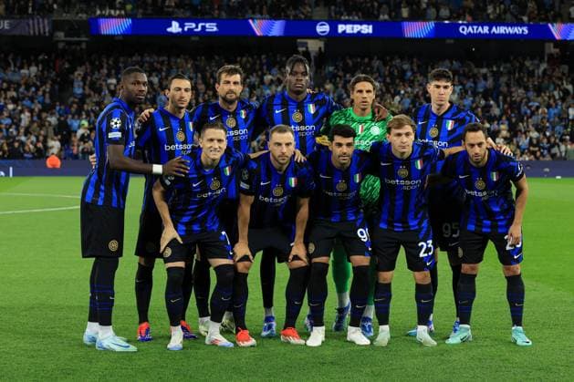 Inter Milan starting line-up Manchester City v Inter Milan, UEFA Champions League, Group Stage, Football, Etihad Stadium, Manchester, UK, 18 Sep 2024 EDITORIAL USE ONLY No use with unauthorised audio, video, data, fixture lists, club league logos or live services. Online in-match use limited to 120 images, no video emulation. No use in betting, games or single club league player publications. Copyright: xMattxWest Shutterstockx 14722162z
