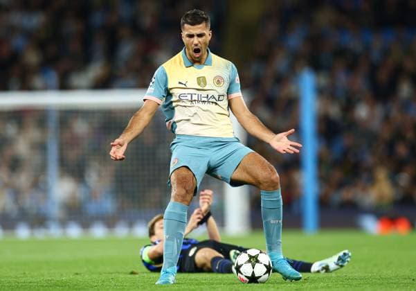 Rodri of Manchester City appeals after being challenged Manchester City v Inter Milan, UEFA Champions League, Group Stage, Football, Etihad Stadium, Manchester, UK, 18 Sep 2024 EDITORIAL USE ONLY No use with unauthorised audio, video, data, fixture lists, club league logos or live services. Online in-match use limited to 120 images, no video emulation. No use in betting, games or single club league player publications. Copyright: xMattxWest Shutterstockx 14722162ac