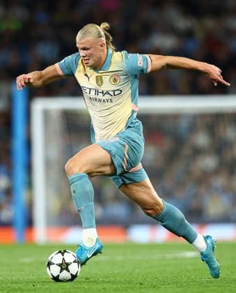 Erling Haaland of Manchester City in action Manchester City v Inter Milan, UEFA Champions League, Group Stage, Football, Etihad Stadium, Manchester, UK, 18 Sep 2024 EDITORIAL USE ONLY No use with unauthorised audio, video, data, fixture lists, club league logos or live services. Online in-match use limited to 120 images, no video emulation. No use in betting, games or single club league player publications. Copyright: xMattxWest Shutterstockx 14722162ah