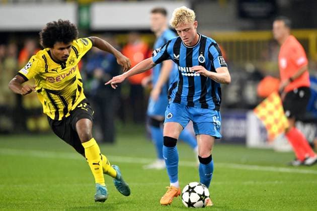 BRUGGE - (l-r) Karim Adeyemi of Borussia Dortmund, Joaquin Seys of Club Brugge KV during the UEFA Champions League match between Club Brugge and Borussia Dortmund at the Jan Breydel Stadium on Sept. 18, 2024 in Bruges, Belgi . ANP Hollandse Hoogte UEFA Europa Champions League 2024 25 xVIxANPxSportx xGerritxvanxKeulenxIVx 508790674 originalFilename: 508790674.jpg