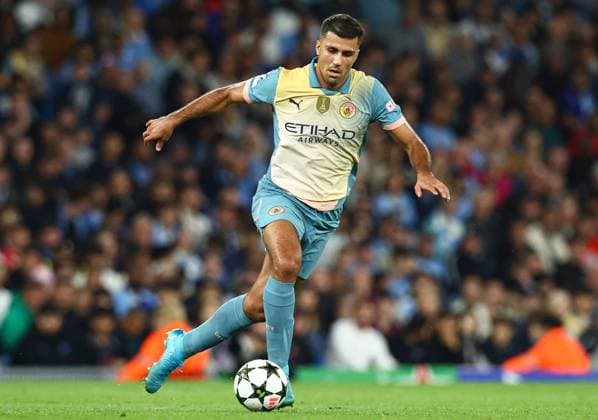 Rodri of Manchester City in action Manchester City v Inter Milan, UEFA Champions League, Group Stage, Football, Etihad Stadium, Manchester, UK, 18 Sep 2024 EDITORIAL USE ONLY No use with unauthorised audio, video, data, fixture lists, club league logos or live services. Online in-match use limited to 120 images, no video emulation. No use in betting, games or single club league player publications. Copyright: xMattxWest Shutterstockx 14722162ak