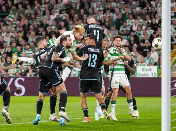 Liam Scales of Celtic heads past Dominik Tabac of Slovan Bratislava to score and give Celtic a 1-0 lead. Celtic v Slovan Bratislava, UEFA Champions League, Group Stage, Football, Celtic Park, Glasgow, Scotland, UK, 18 Sep 2024 EDITORIAL USE ONLY No use with unauthorised audio, video, data, fixture lists, club league logos or live services. Online in-match use limited to 120 images, no video emulation. No use in betting, games or single club league player publications.  Copyright: xStuartxWallace Shutterstockx 14722221c