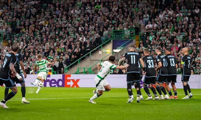 Arne Engels of Celtic takes a free-kick. Celtic v Slovan Bratislava, UEFA Champions League, Group Stage, Football, Celtic Park, Glasgow, Scotland, UK, 18 Sep 2024 EDITORIAL USE ONLY No use with unauthorised audio, video, data, fixture lists, club league logos or live services. Online in-match use limited to 120 images, no video emulation. No use in betting, games or single club league player publications.  Copyright: xStuartxWallace Shutterstockx 14722221u