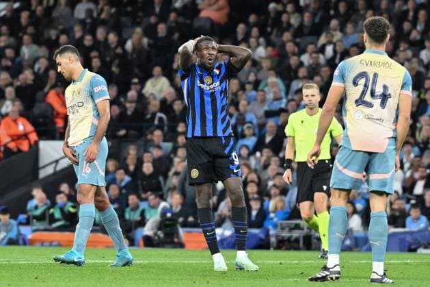 UEFA Champions League league stage Manchester City v Inter Milan Marcus Thuram of Inter Milan reacts to a miss chance on goal during the UEFA Champions League league stage match Manchester City vs Inter Milan at Etihad Stadium, Manchester, United Kingdom, 18th September 2024 (Photo by Cody Froggatt News Images) Manchester Etihad Stadium Manchester United, ManU Kingdom Copyright: xCodyxFroggatt NewsxImagesx