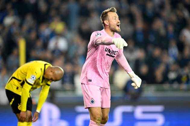Club Brugge v Borussia Dortmund - UEFA Champions League BRUGGE, BELGIUM - SEPTEMBER 18 : Mignolet Simon goalkeeper of Club Brugge during the UEFA Champions League - League phase matchday 1 match between Club Brugge and Borussia Dortmund at the Jan Breydel stadium on September 18, 2024 in Bruges , Belgium , 18 09 2024 Brugge Belgium  Copyright: xNicoxVereeckenx