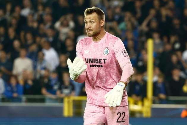 Club Brugge v Borussia Dortmund - UEFA Champions League BRUGGE, BELGIUM - SEPTEMBER 18 : Mignolet Simon goalkeeper of Club Brugge during the UEFA Champions League - League phase matchday 1 match between Club Brugge and Borussia Dortmund at the Jan Breydel stadium on September 18, 2024 in Bruges , Belgium , 18 09 2024 Brugge Belgium  Copyright: xJanxDexMeuleneirx