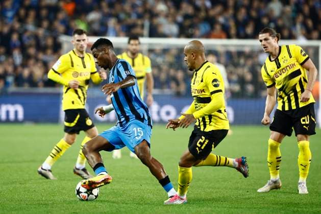 Club Brugge v Borussia Dortmund - UEFA Champions League BRUGGE, BELGIUM - SEPTEMBER 18 : Onyedika Raphael midfielder of Club Brugge and Malen Donyell forward of Borussia Dortmund during the UEFA Champions League - League phase matchday 1 match between Club Brugge and Borussia Dortmund at the Jan Breydel stadium on September 18, 2024 in Bruges , Belgium , 18 09 2024 Brugge Belgium  Copyright: xJanxDexMeuleneirx
