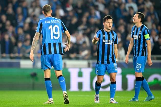 Club Brugge v Borussia Dortmund - UEFA Champions League BRUGGE, BELGIUM - SEPTEMBER 18 : Nilsson Gustaf forward of Club Brugge, Vetlesen Hugo midfielder of Club Brugge and Vanaken Hans midfielder of Club Brugge during the UEFA Champions League - League phase matchday 1 match between Club Brugge and Borussia Dortmund at the Jan Breydel stadium on September 18, 2024 in Bruges , Belgium , 18 09 2024 Brugge Belgium  Copyright: xNicoxVereeckenx
