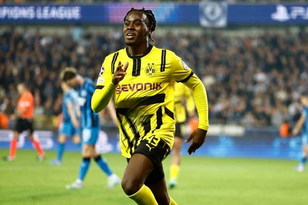 Club Brugge v Borussia Dortmund - UEFA Champions League BRUGGE, BELGIUM - SEPTEMBER 18 : Gittens Jamie midfielder of Borussia Dortmund celebrates after scoring a second time during the UEFA Champions League - League phase matchday 1 match between Club Brugge and Borussia Dortmund at the Jan Breydel stadium on September 18, 2024 in Bruges , Belgium , 18 09 2024 Brugge Belgium  Copyright: xJanxDexMeuleneirx