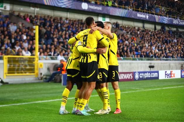 Dortmund celebrate the goal for 0 2 by Jamie Bynoe Gittens 43 Borussia Dortmund Club Brugge vs Borussia Dortmund, UEFA Champions League, Football, Matchday 1, Season 2024 2025, 18 09 2024 PHOTO kolbert press Ant Palmer Jan Breydel Stadion Belgium Copyright: xkolbert-press AntxPalmerx