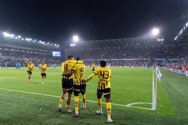 2024-09-18 Club Brugge KV v Borussia Dortmund - UEFA Champions League 2024 25 League Phase MD1 BRUGES, BELGIUM - SEPTEMBER 18: Serhou Guirassy of Borussia Dortmund celebrates after scoring the team s third goal with Felix Nmecha of Borussia Dortmund and Jamie Gittens of Borussia Dortmund during the UEFA Champions League 2024 25 League Phase MD1 match between Club Brugge KV and Borussia Dortmund at Jan Breydelstadion on September 18, 2024 in Bruges, Belgium. (Photo by Joris Verwijst BSR Agency) Bruges Belgium Content not available for redistribution in The Netherlands directly or indirectly through any third parties. Copyright: xBSRxAgencyx