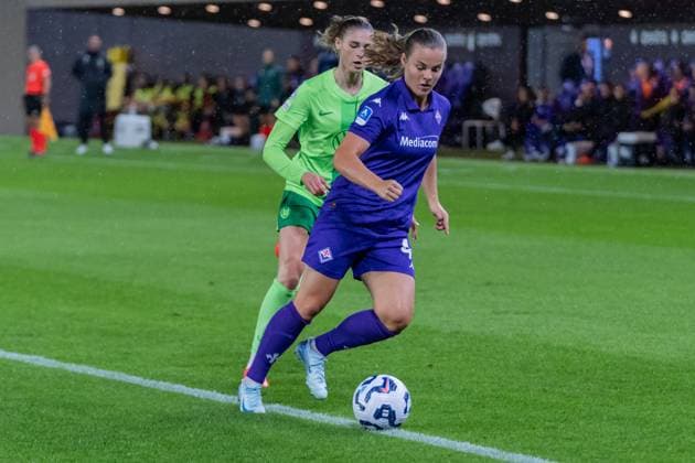 Florence, Italy, September 18th 2024: Emma Faerge (44 Fiorentina) during the UEFA Women s Champions League round 2 match between ACF Fiorentina and VfL Wolfsburg at Viola Park in Florence, Italy. (Sara Esposito SPP) Copyright: xSaraxEspositox xSPPx spp-en-SaEsSp-SaraEsposito_SPP_-02033