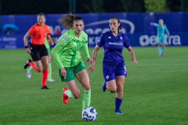 Football, Women, CL, AC Florence - VfL Wolfsburg