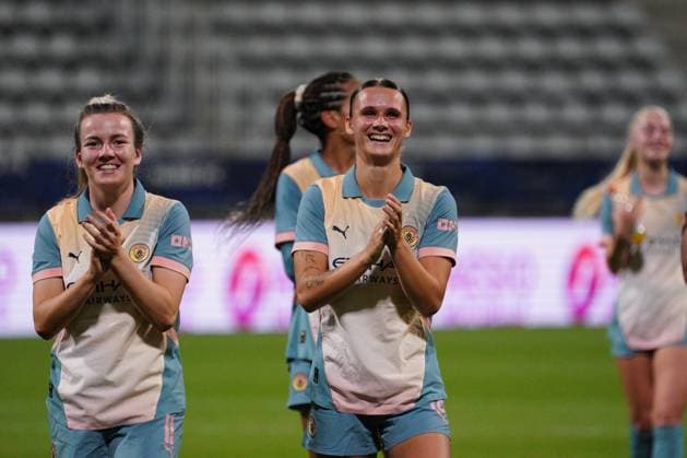 Lauren Hemp of Man City and Kerstin Casparij of Man City salute the fans at the end of the match Paris FC Women v Manchester City Women, UEFA Women s Champions League, Second Round, Football, Stade Charlety , Paris, France, 18 Sep 2024 EDITORIAL USE ONLY No use with unauthorised audio, video, data, fixture lists, club league logos or live services. Online in-match use limited to 120 images, no video emulation. No use in betting, games or single club league player publications.  Copyright: xDavexWinter Shutterstockx 14722161mc